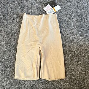 Wacoal Nude Shapewear Shorts-S